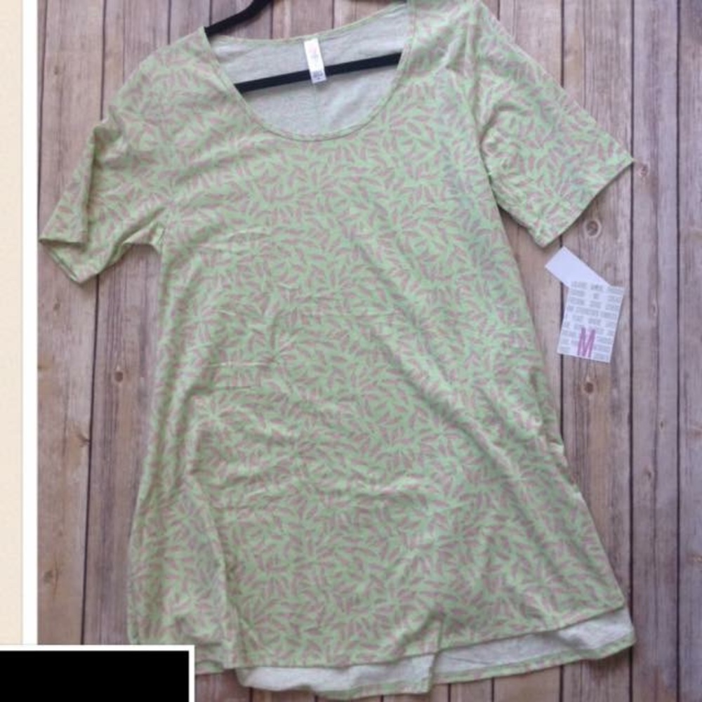 LuLaRoe Perfect T